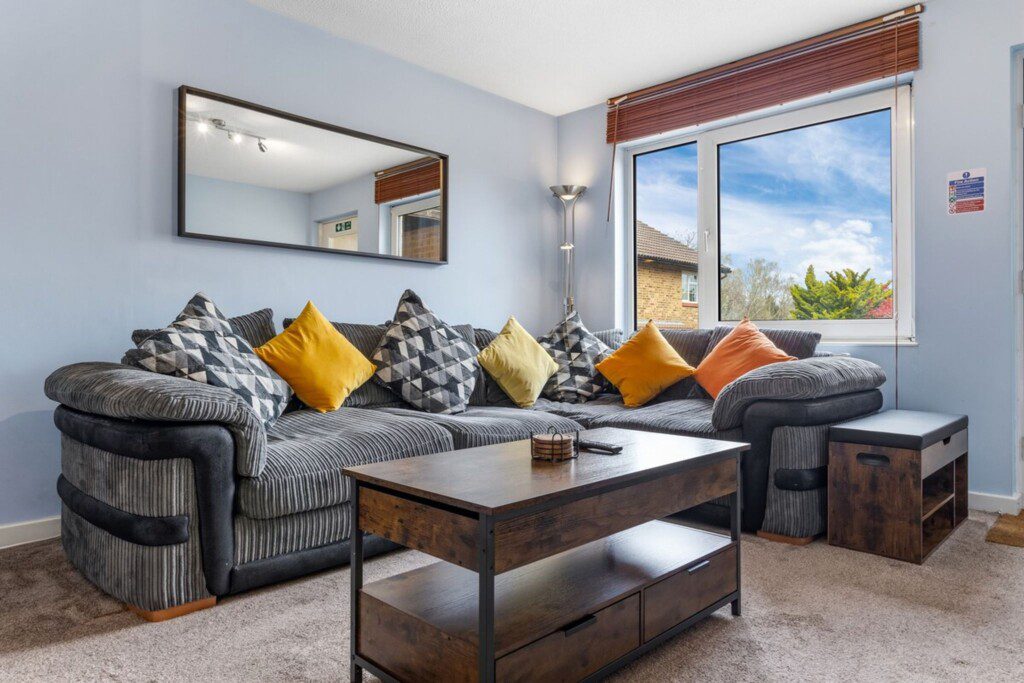 ef297ecb d0a7 43a4 8bd7 9f9f8657e92b.jpg